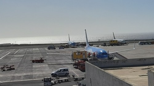 Abkomster Teneriffa södra flygplats tfs
