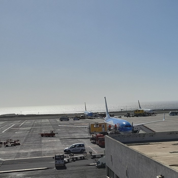 
Teneriffa South Airport förkläde Tui 1 plan